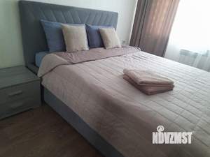 2-к квартира, посуточно, 44м2, 1/1 этаж