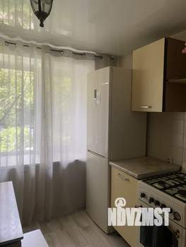 2-к квартира, посуточно, 48м2, 1/5 этаж