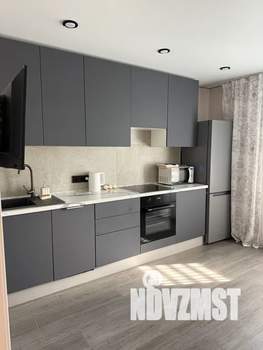 1-к квартира, посуточно, 44м2, 13/24 этаж