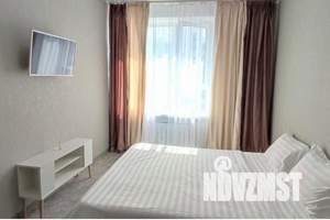 1-к квартира, посуточно, 40м2, 15/18 этаж