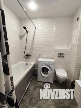 Студия квартира, посуточно, 30м2, 18/27 этаж