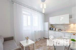 1-к квартира, посуточно, 45м2, 13/24 этаж