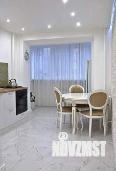 1-к квартира, посуточно, 41м2, 3/9 этаж