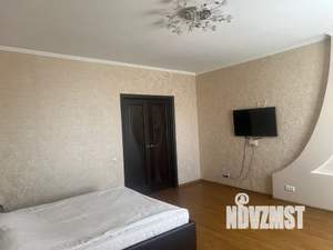 1-к квартира, посуточно, 50м2, 13/18 этаж