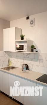 Студия квартира, посуточно, 40м2, 23/25 этаж