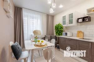 1-к квартира, посуточно, 36м2, 9/18 этаж