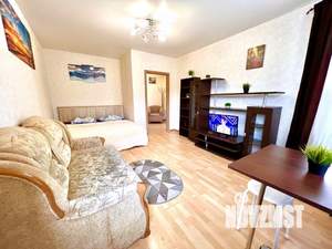 1-к квартира, посуточно, 43м2, 1/1 этаж