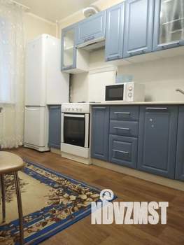 1-к квартира, посуточно, 42м2, 8/10 этаж