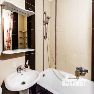 1-к квартира, посуточно, 35м2, 4/9 этаж