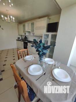 3-к квартира, посуточно, 64м2, 1/1 этаж