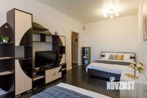1-к квартира, посуточно, 35м2, 18/18 этаж