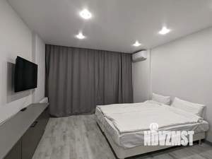 Студия квартира, посуточно, 27м2, 18/24 этаж