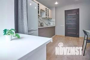 1-к квартира, посуточно, 42м2, 6/10 этаж