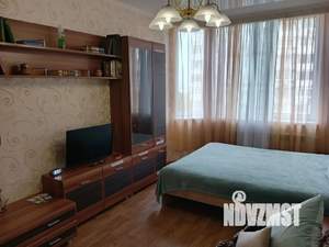 1-к квартира, посуточно, 42м2, 6/15 этаж