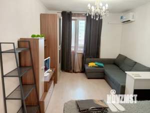 Студия квартира, посуточно, 33м2, 4/24 этаж