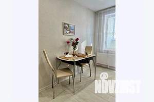 1-к квартира, посуточно, 42м2, 3/27 этаж