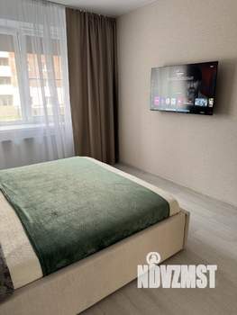 1-к квартира, посуточно, 39м2, 2/16 этаж