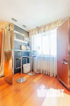 3-к квартира, на длительный срок, 130м2, 6/10 этаж