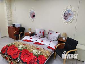 Студия квартира, посуточно, 27м2, 1/9 этаж