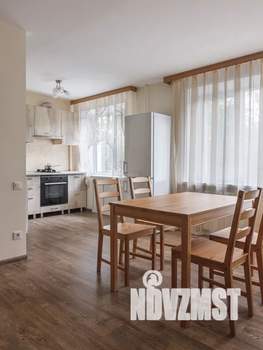 Студия квартира, посуточно, 45м2, 5/9 этаж