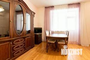 2-к квартира, посуточно, 70м2, 1/1 этаж