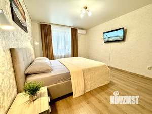 1-к квартира, посуточно, 42м2, 12/20 этаж