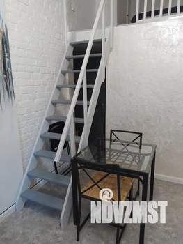 Студия квартира, посуточно, 34м2, 1/5 этаж