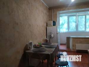 1-к квартира, посуточно, 40м2, 3/9 этаж