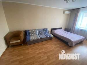 1-к квартира, посуточно, 55м2, 10/18 этаж