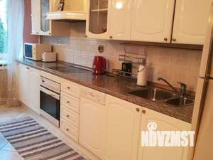 1-к квартира, посуточно, 94м2, 1/1 этаж