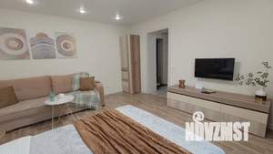 1-к квартира, посуточно, 35м2, 8/14 этаж