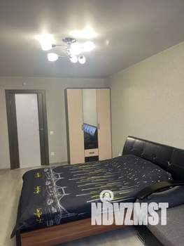 1-к квартира, посуточно, 50м2, 3/27 этаж