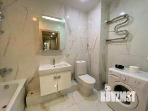 1-к квартира, посуточно, 40м2, 5/19 этаж