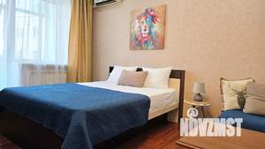 1-к квартира, посуточно, 44м2, 4/10 этаж