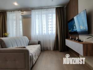 Студия квартира, посуточно, 31м2, 19/25 этаж