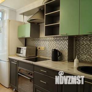 2-к квартира, посуточно, 48м2, 8/10 этаж