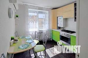 2-к квартира, посуточно, 48м2, 2/3 этаж