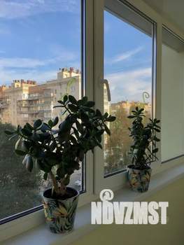 Студия квартира, посуточно, 40м2, 4/8 этаж