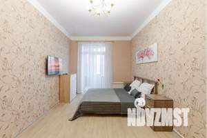 1-к квартира, посуточно, 55м2, 11/32 этаж
