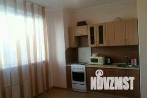 2-к квартира, посуточно, 80м2, 3/20 этаж