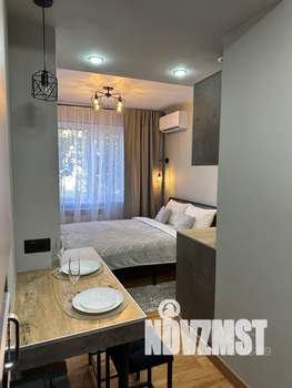 Студия квартира, посуточно, 16м2, 1/12 этаж