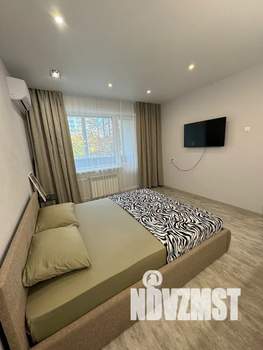 1-к квартира, посуточно, 32м2, 2/9 этаж