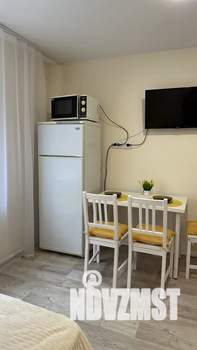 Студия квартира, посуточно, 25м2, 1/3 этаж