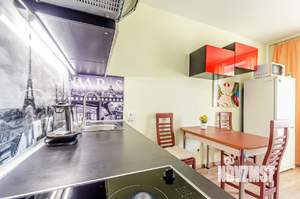 1-к квартира, посуточно, 50м2, 1/1 этаж