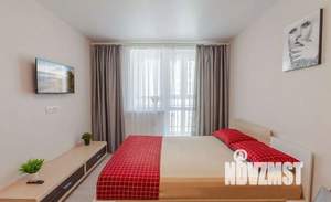 Студия квартира, посуточно, 32м2, 19/25 этаж