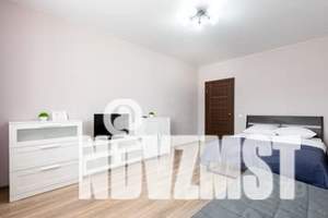 2-к квартира, посуточно, 47м2, 6/18 этаж