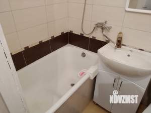 1-к квартира, посуточно, 28м2, 2/4 этаж