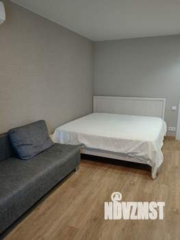 1-к квартира, посуточно, 40м2, 18/26 этаж