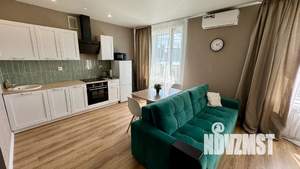 Студия квартира, посуточно, 40м2, 7/17 этаж