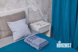 1-к квартира, посуточно, 38м2, 3/3 этаж